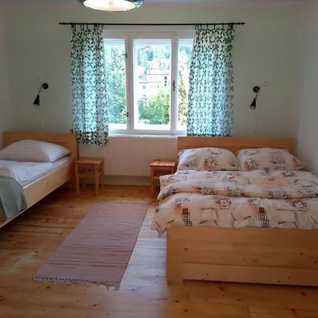 Dum U Splavu Сasa de vacaciones